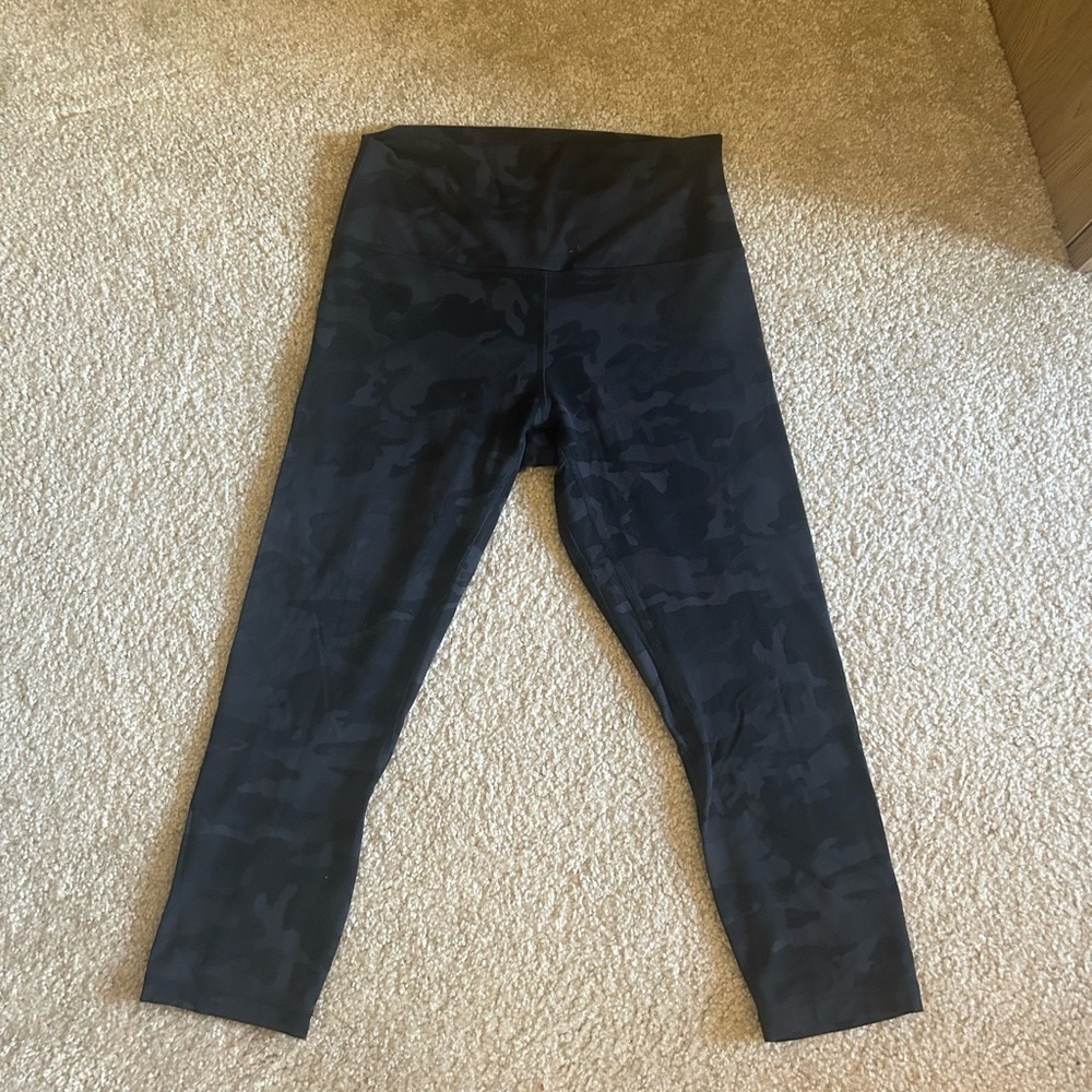 Lululemon cropped align leggings